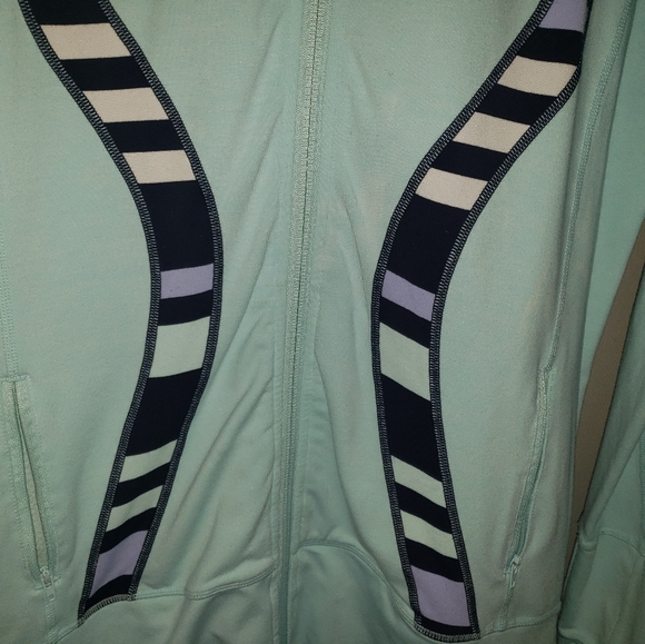 Lululemon In Stride Jacket 10 - Picture 5 of 11
